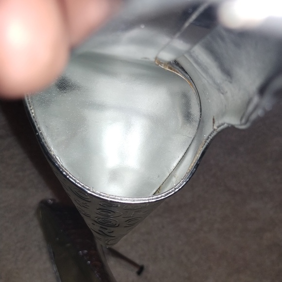 GUC Rocawear Silver 👠 heels - Picture 8 of 12
